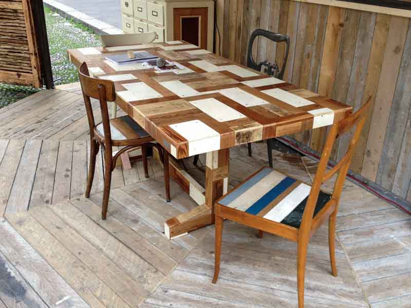Un maxi tavolo in legno di recupero - Cose di Casa